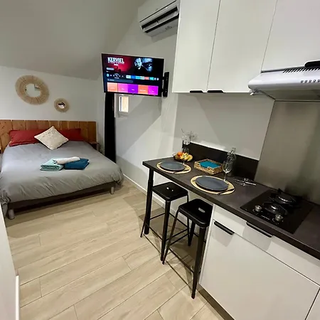 Chalet Tiny House De Charme Toute Equipee Le Pian-Medoc